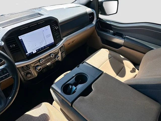 Used 2023 White Ford XLT image 22