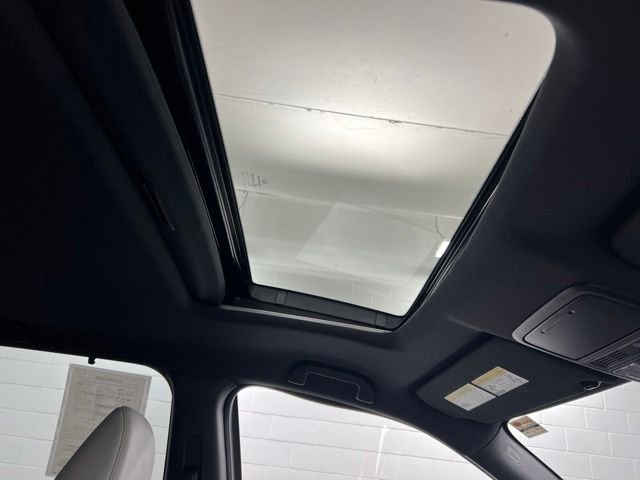 Used 2019 Blue Honda Touring image 29