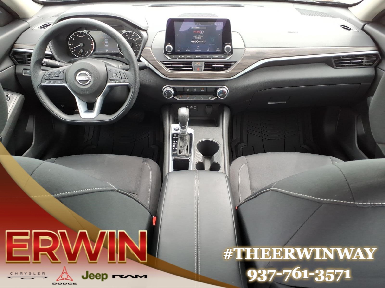 Used 2025 Black Nissan 2.5 SV image 24