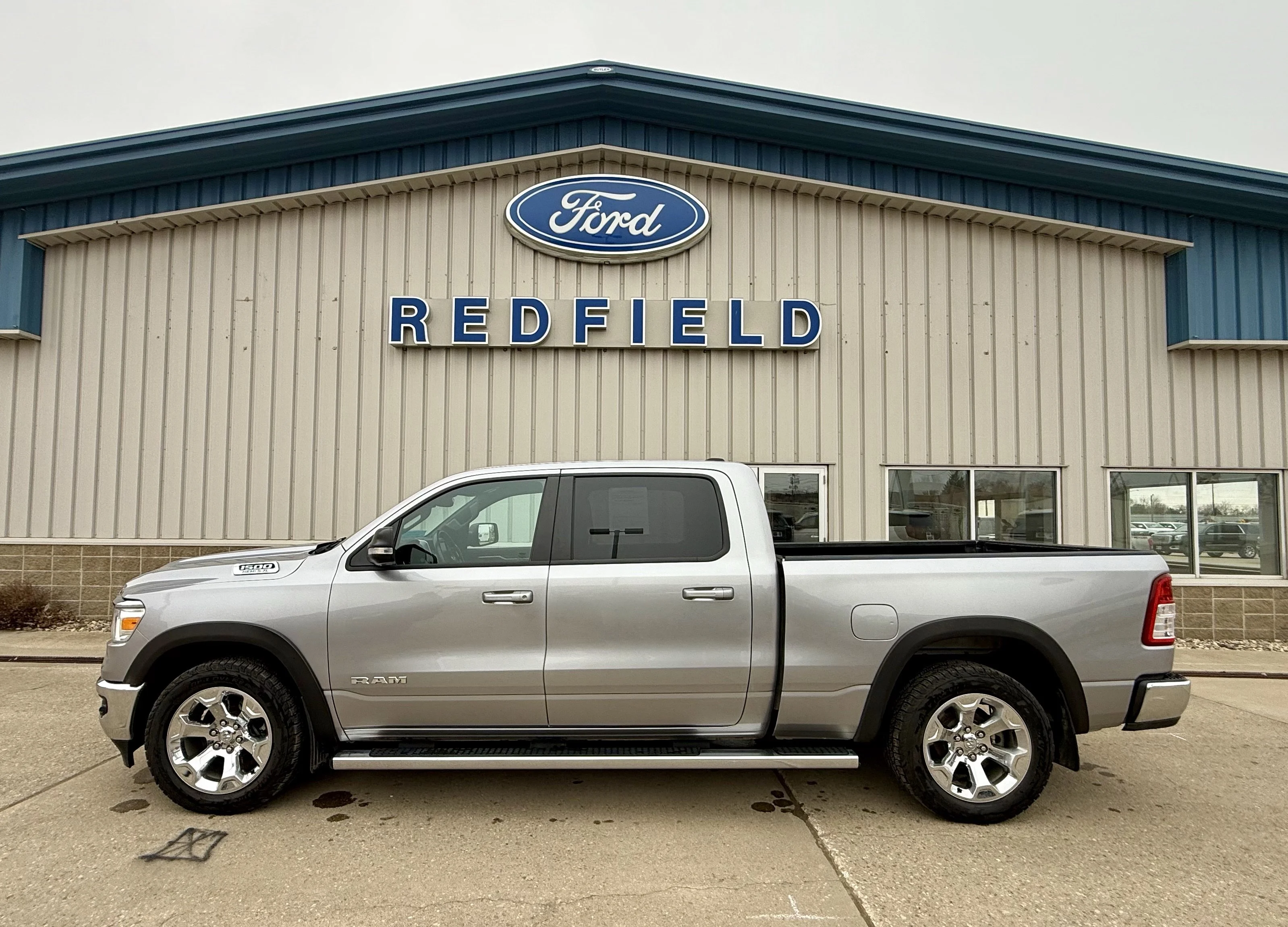2022 RAM 1500 Big Horn/Lone Star 4x4 Crew Cab 6'4's photo