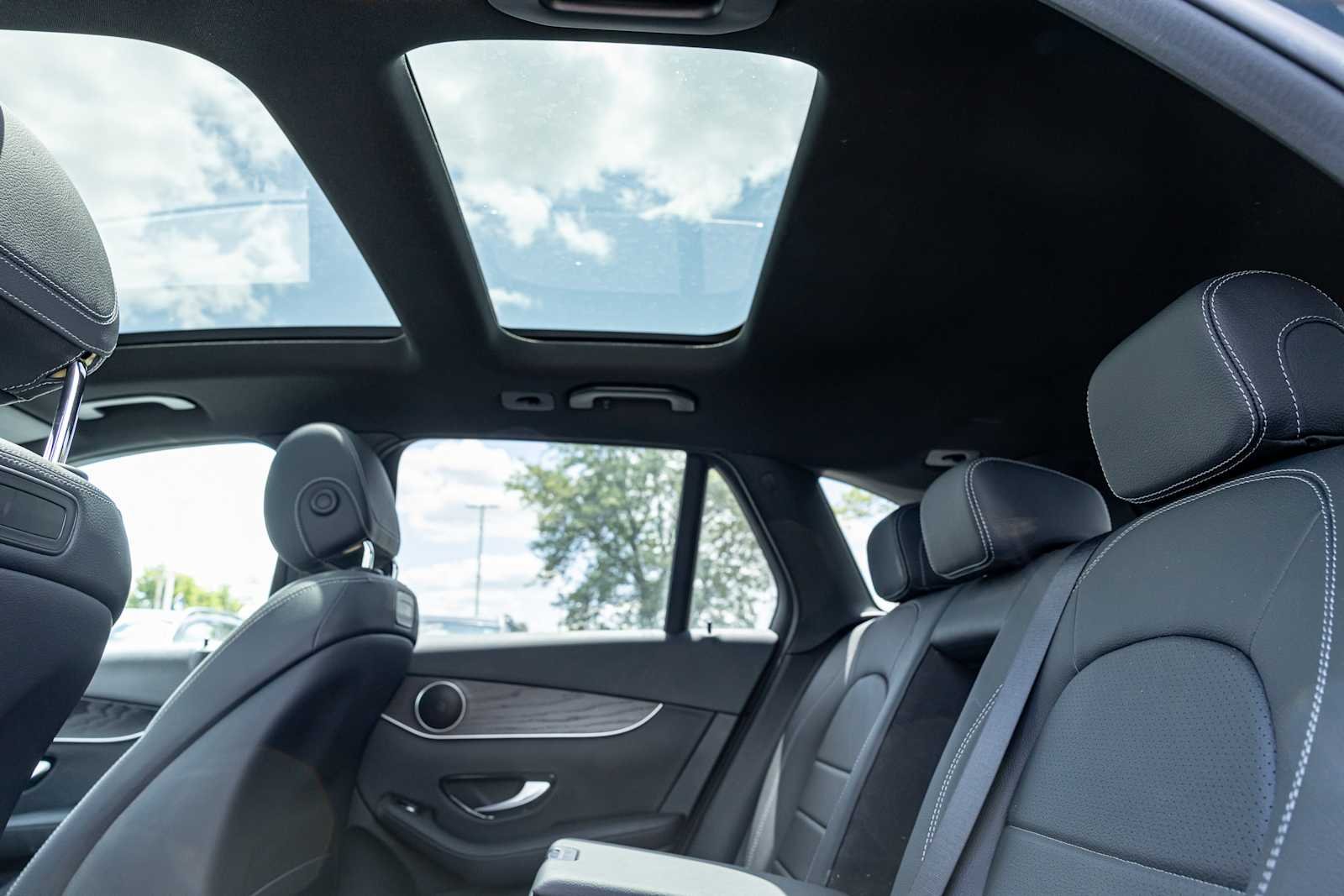 Used 2018 Black Mercedes-Benz GLC 300 image 30