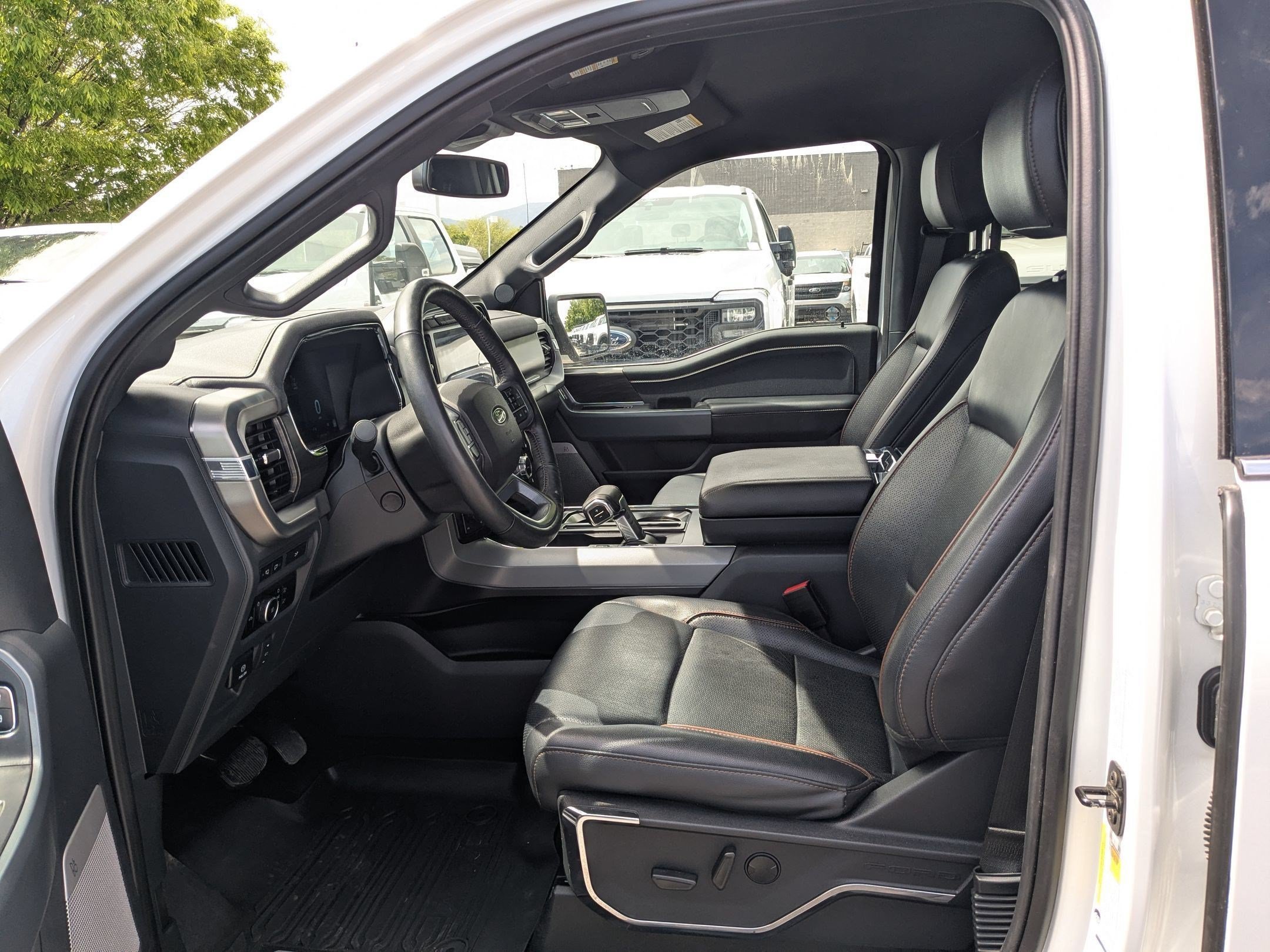 Used 2024 White Ford LARIAT image 17