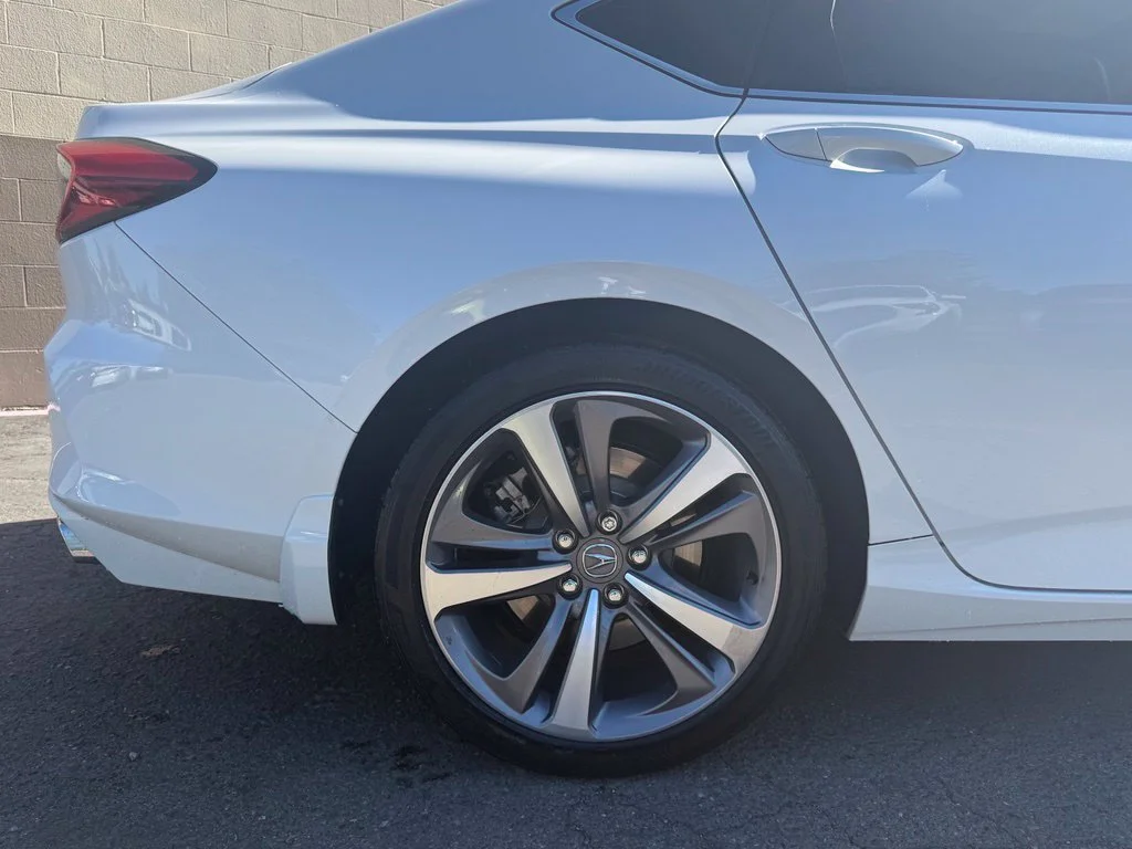 Used 2021 pewter gray metallic Acura Advance image 4