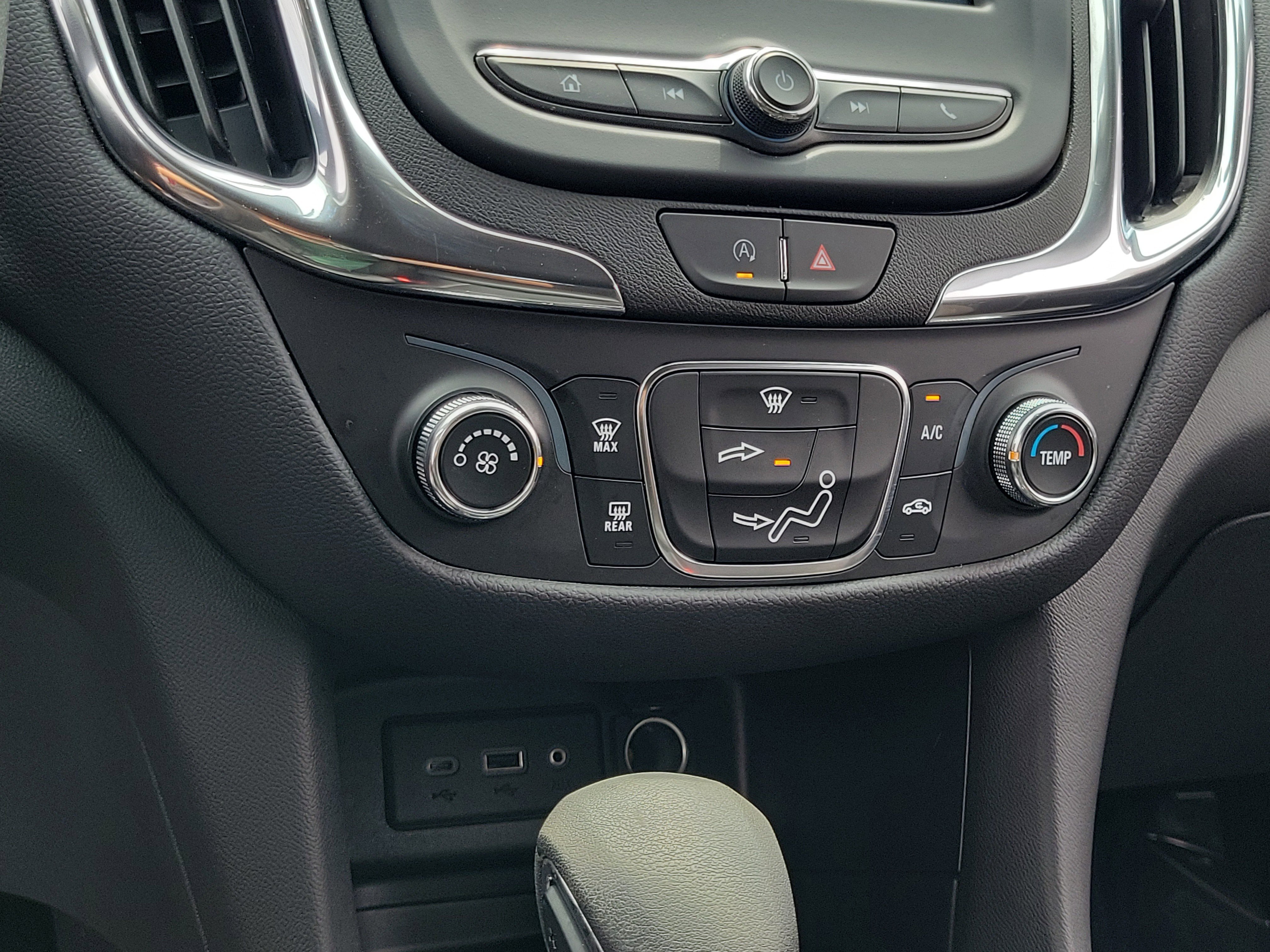 2023 Chevrolet Equinox LT - Photo 27