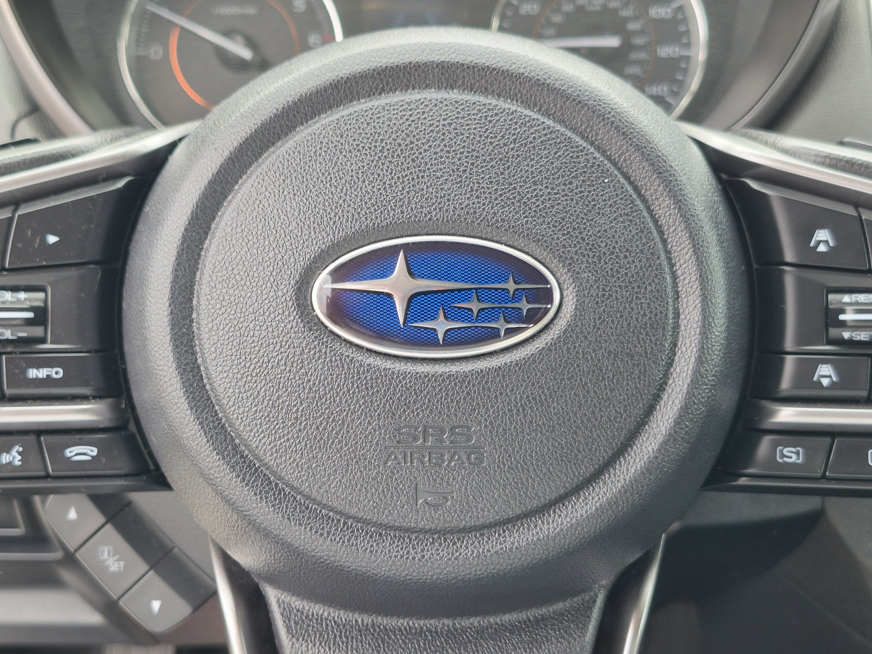 Used 2022 Crystal White Pearl Subaru Limited image 56