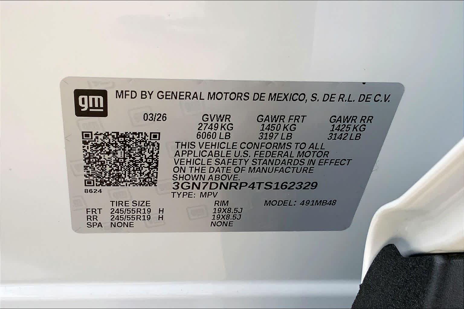 New 2026 Summit White Chevrolet LT image 21