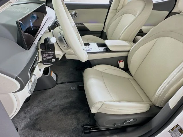 New 2026 Genesis GV60 Base