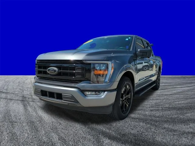 Certified Used 2022 Carbonized Gray Metallic Ford XLT image 8