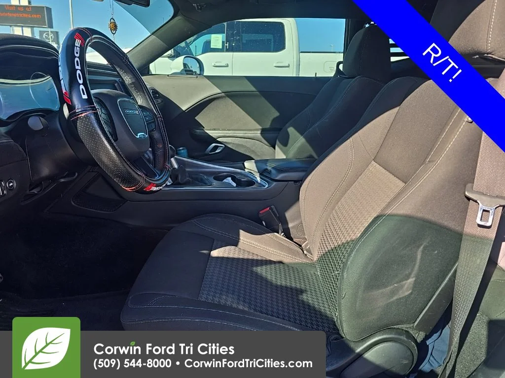Used 2018 White Dodge R/T image 8
