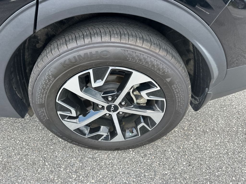 Used 2025 Black Kia EX image 20