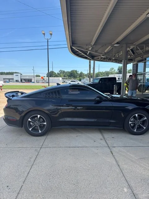 Used 2022 Black Ford EcoBoost image 4