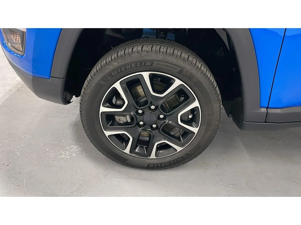 Used 2020 Laser Blue Pearlcoat Jeep Trailhawk 4WD 2.4L image 11