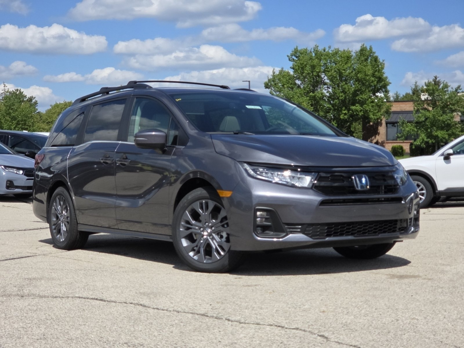 New 2026 Modern Steel Metallic Honda Touring image 2