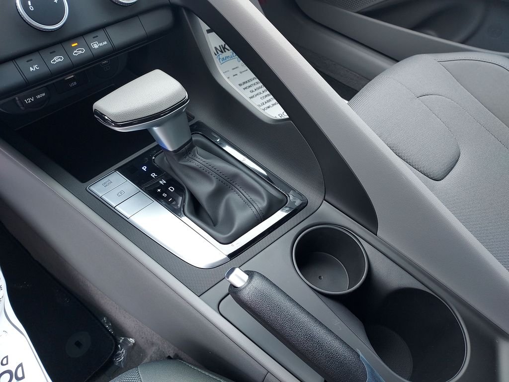 New 2026 White Hyundai SE image 21