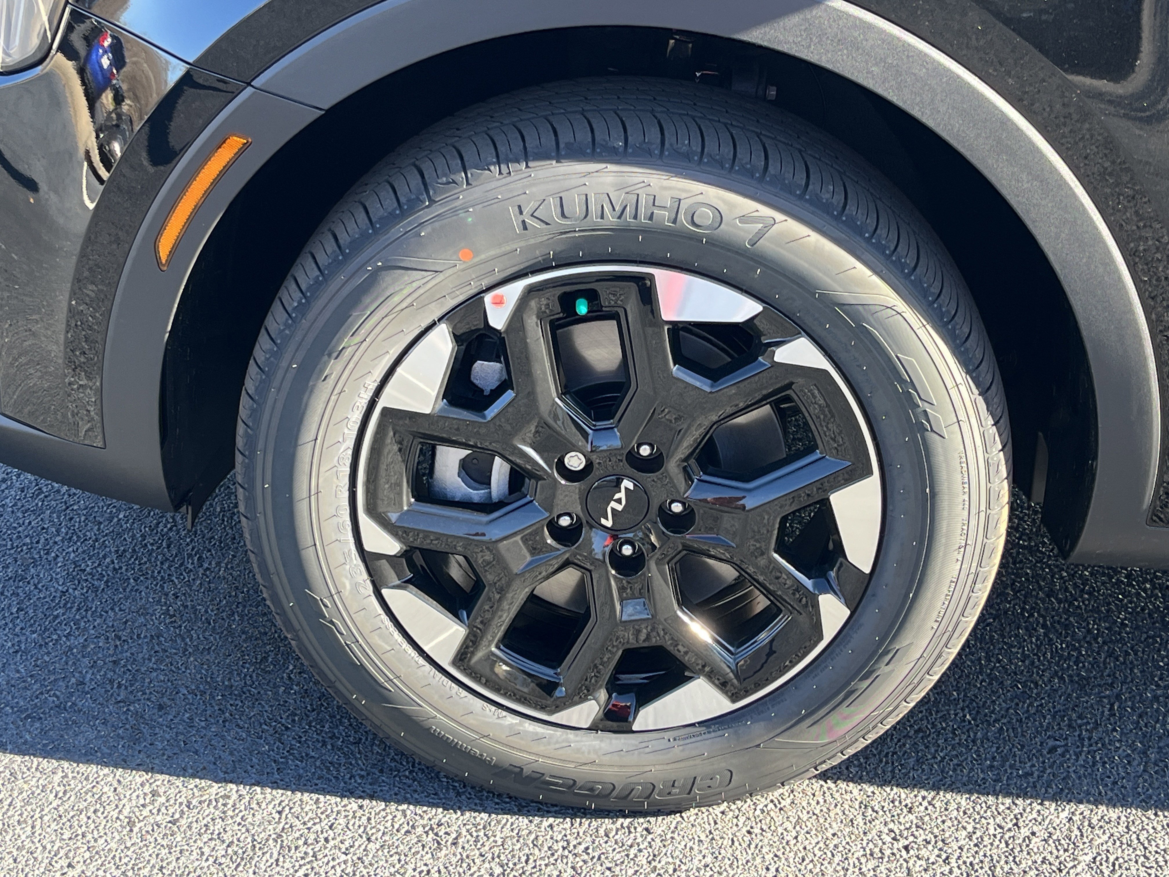 New 2026 Ebony Black Kia S image 26