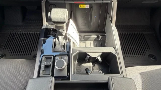 New 2026 Lunar Rock Toyota SR5 image 13