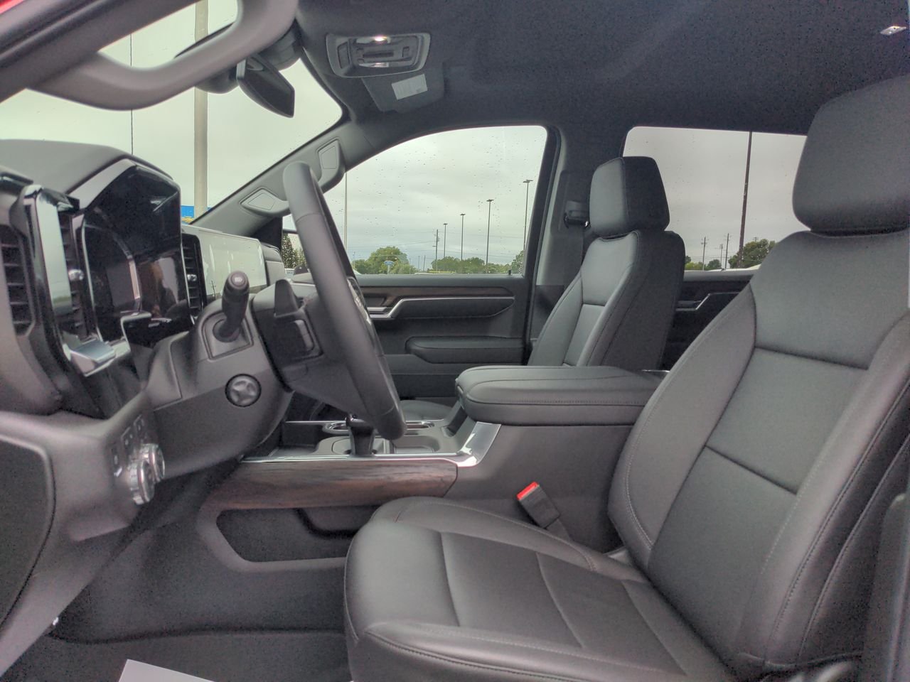 2026 GMC Sierra 1500 SLT - Photo 19