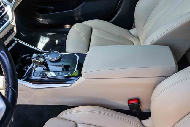 Used 2019 White BMW 330i image 20