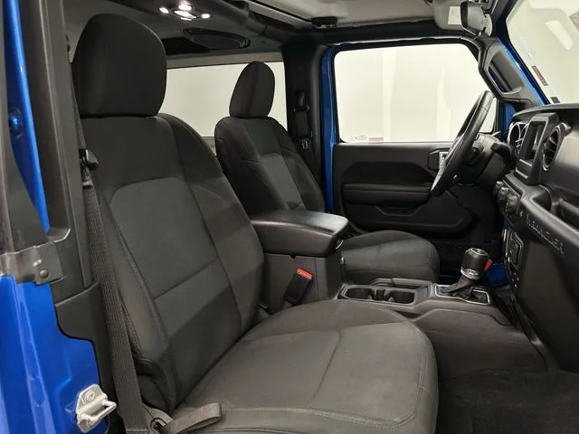 Used 2023 Blue Jeep Sport S image 28