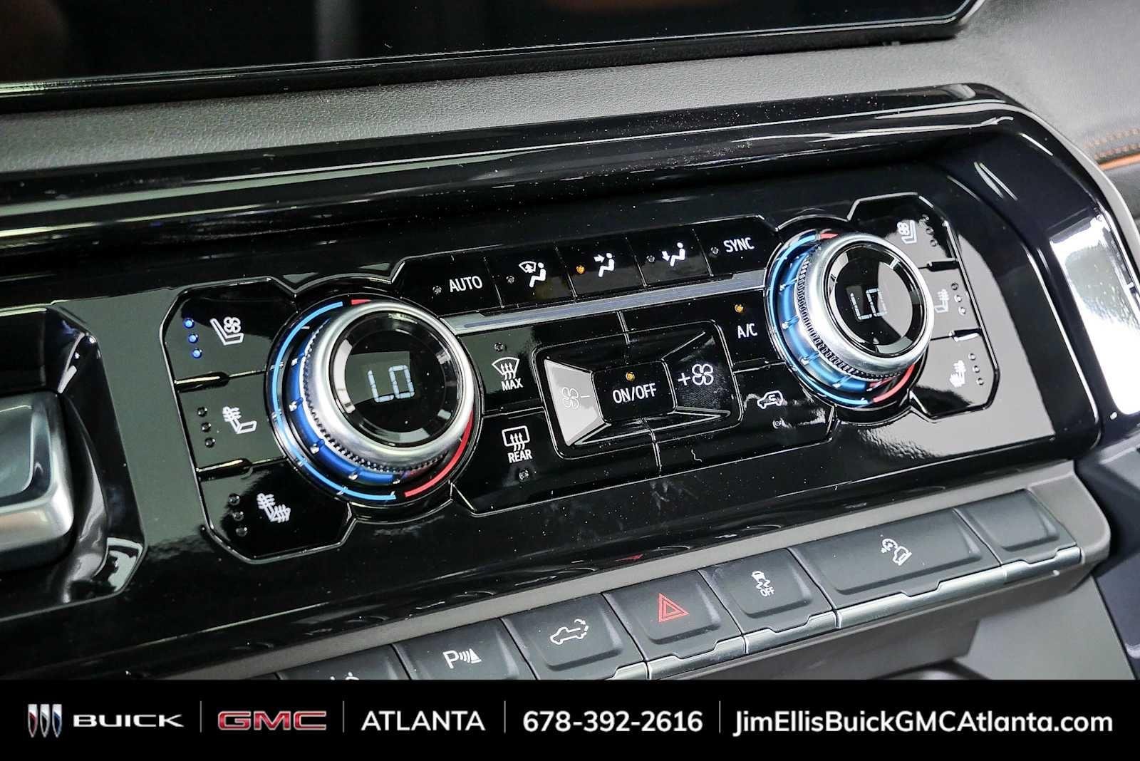 2026 GMC Sierra 2500HD AT4 - Photo 17