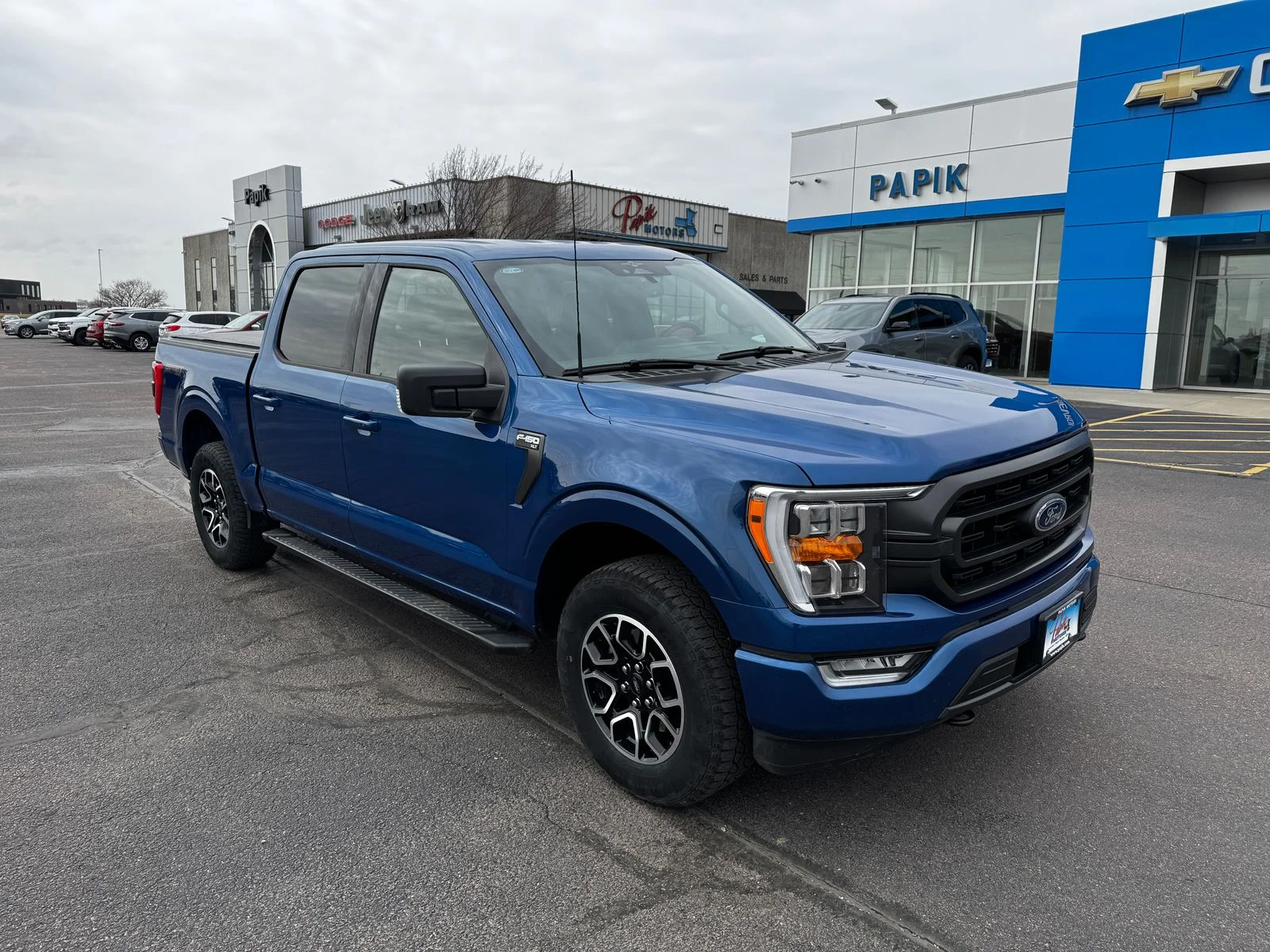 Used 2023 Blue Metallic Ford XLT image 18