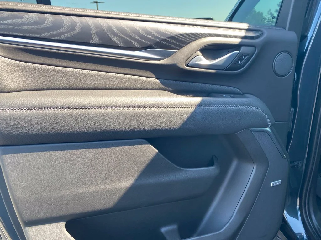 Used 2022 Hunter Metallic GMC Denali image 35