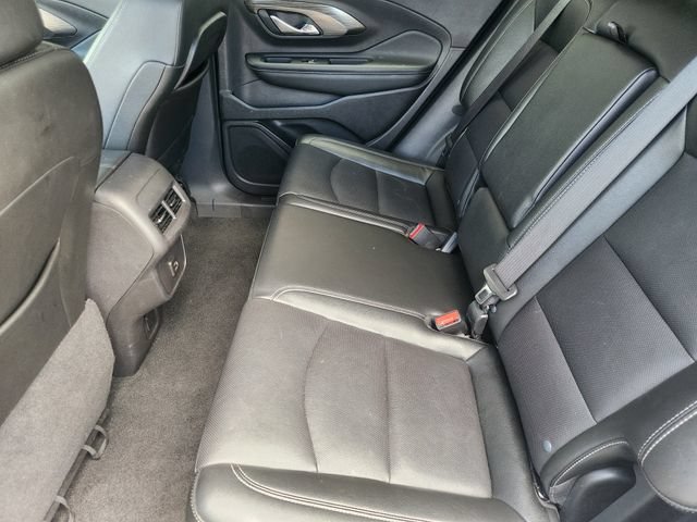 Used 2024 Summit White GMC SLT image 30