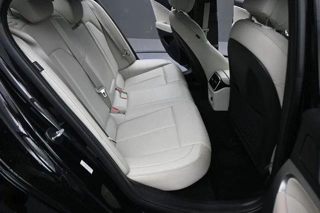 Used 2025 Black Genesis 2.5T image 16