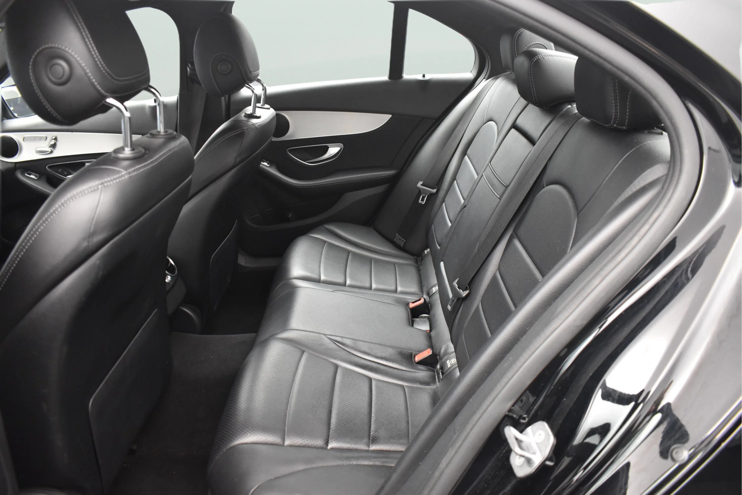Used 2018 Black Mercedes-Benz C 300 image 27