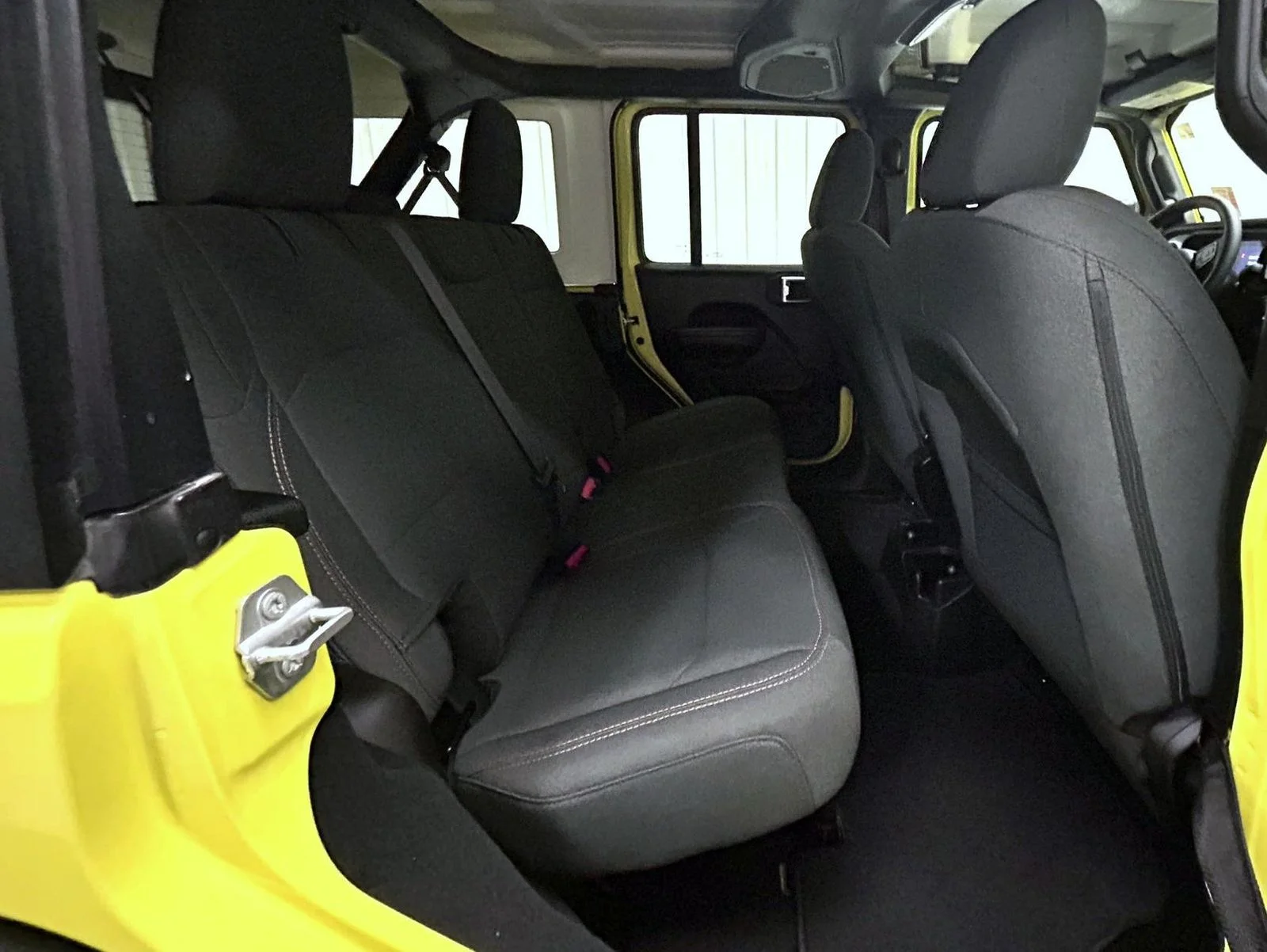 Used 2024 Yellow Jeep Sport S image 18
