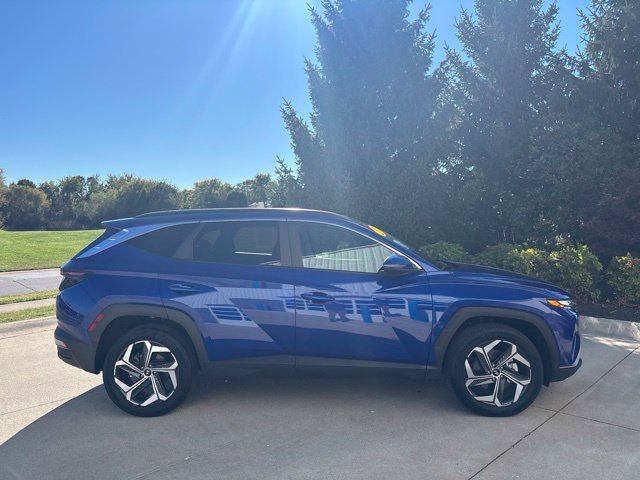 Certified Used 2024 Blue Hyundai SEL image 6