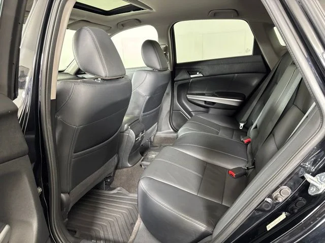 Used 2013 Black Honda EX-L image 12