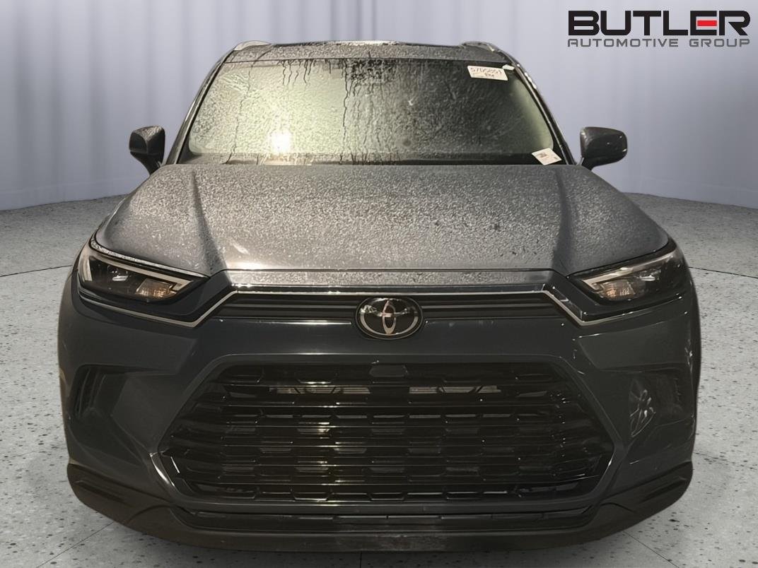 Certified Used 2025 Storm Cloud Toyota XLE image 4