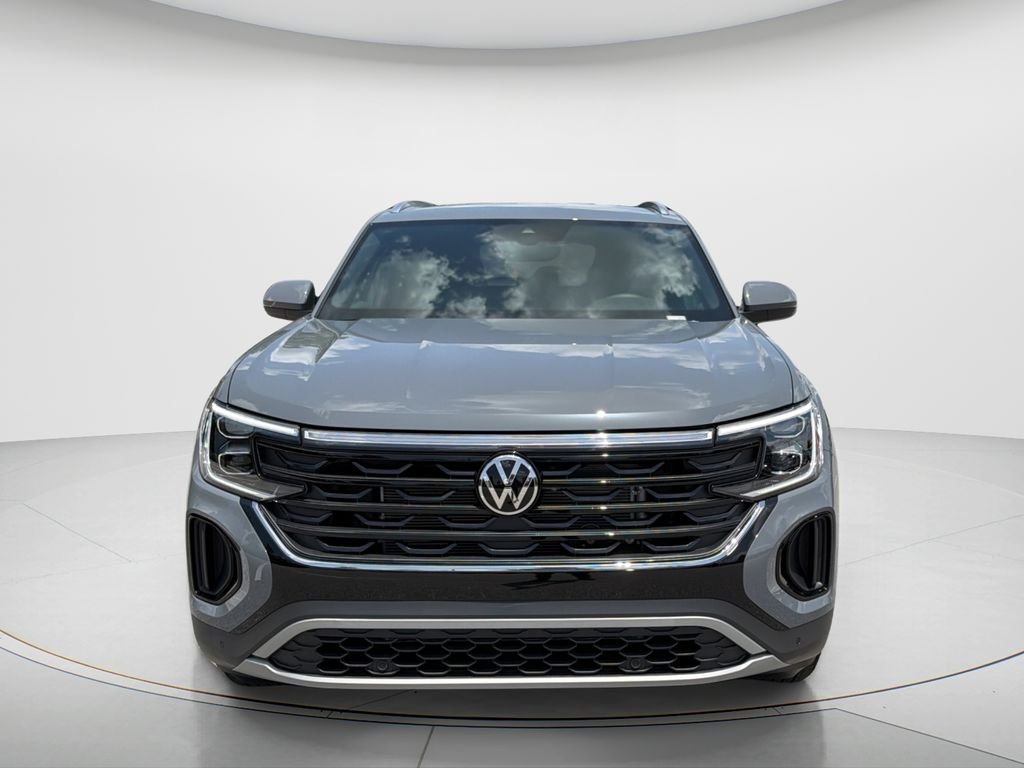 New 2026 Pure Gray Volkswagen 2.0T SE w/Technology image 8