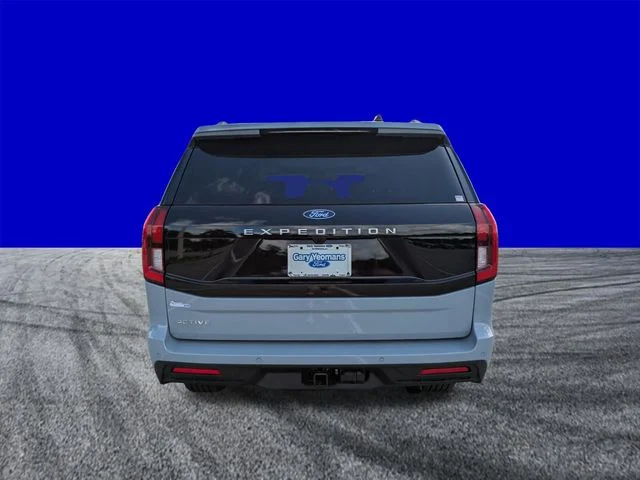 New 2026 Glacier Gray Metallic Tri-Coat Ford Active image 5