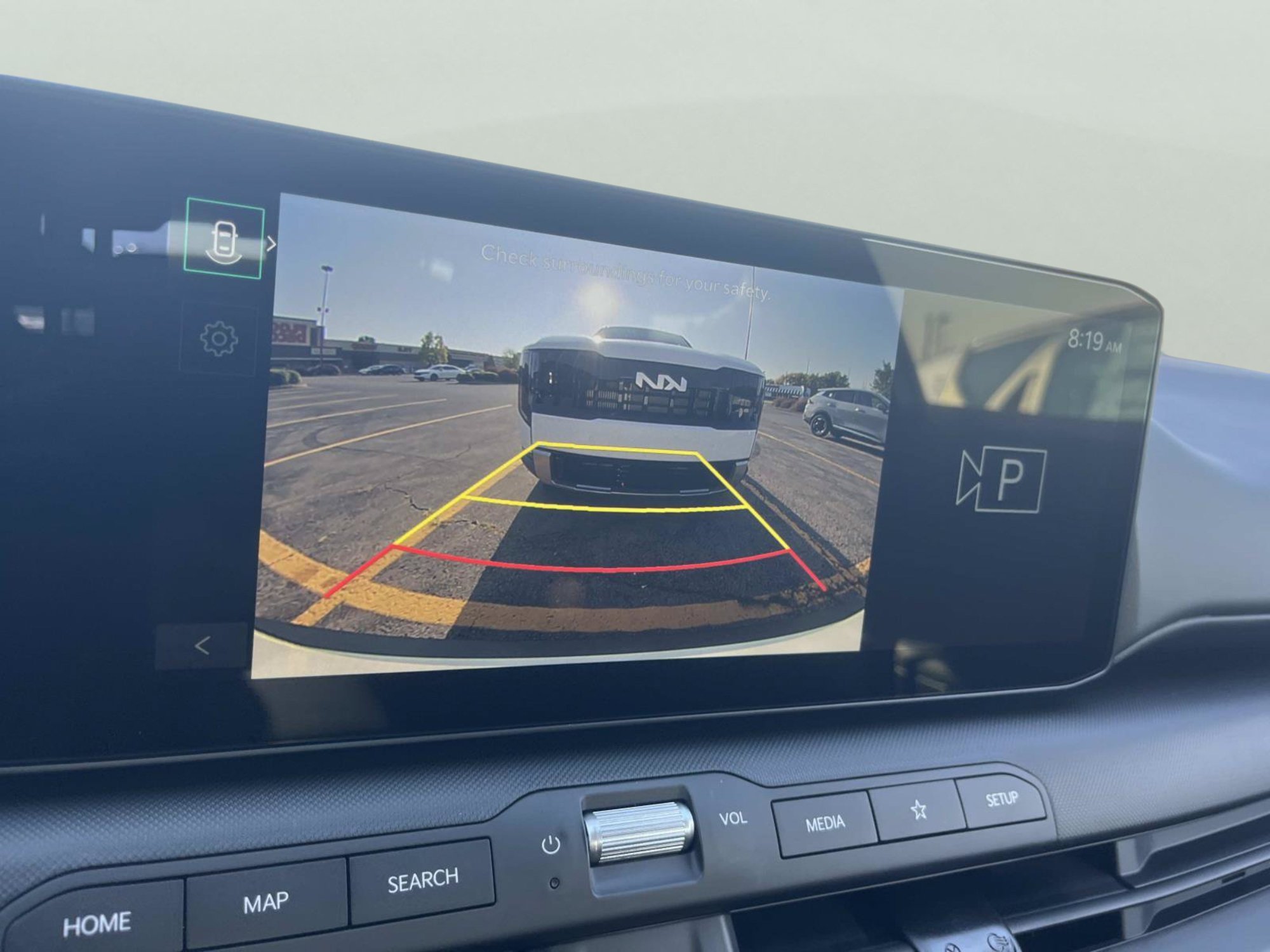 New 2026 Snow White Pearl Kia LXS image 26