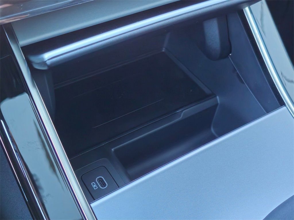 New 2025 Varesine Blue LAND ROVER S image 18