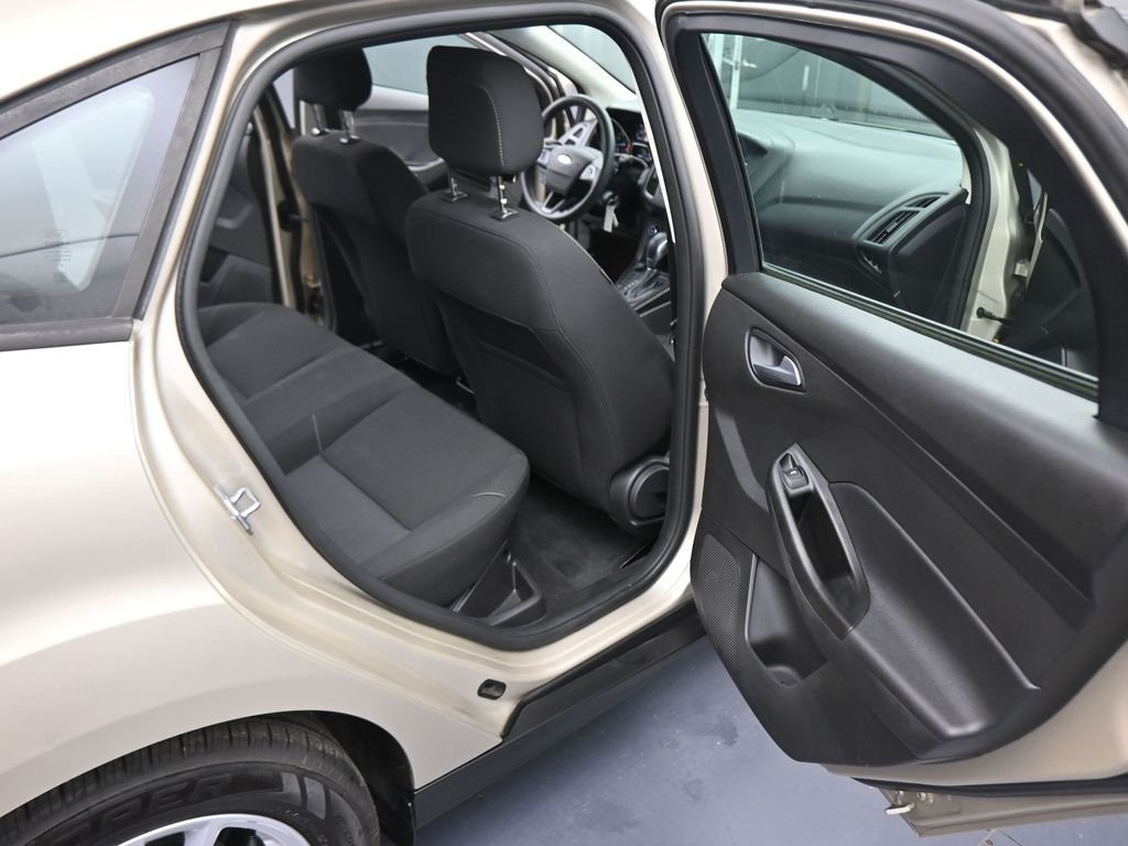 Used 2018 Gold Ford SE image 43