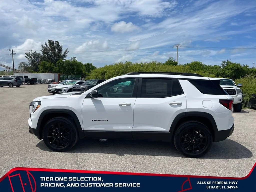New 2026 Summit White GMC Elevation image 4