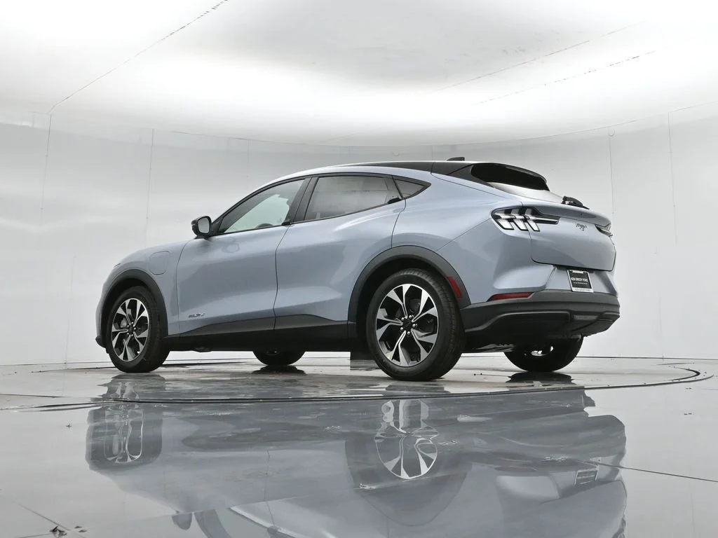 New 2026 Gray Ford Select image 34