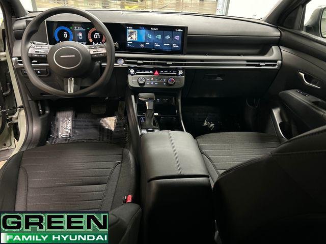 New 2026 Green Hyundai SE image 23