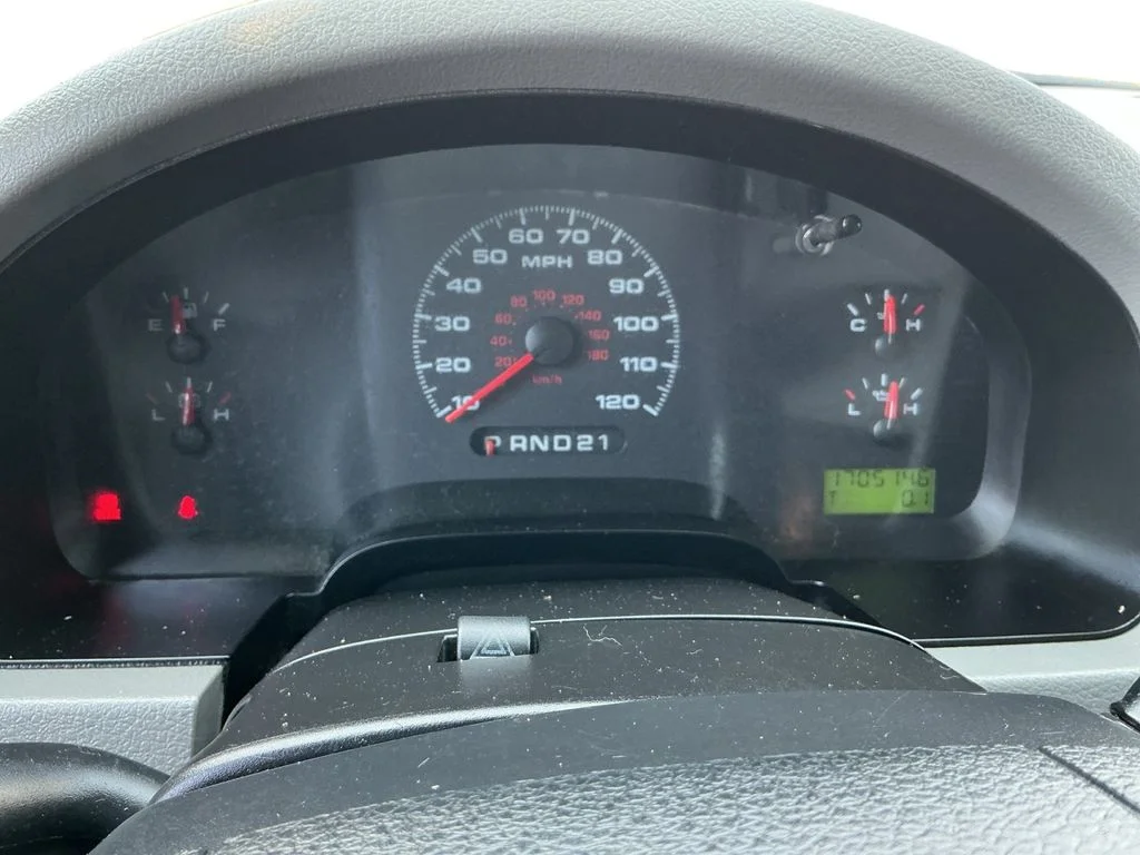 Used 2007 White Ford XL image 13
