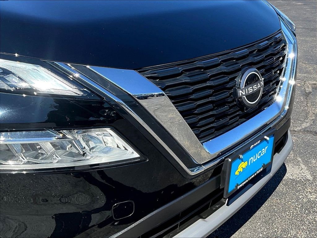 Used 2023 Black Nissan SV image 31