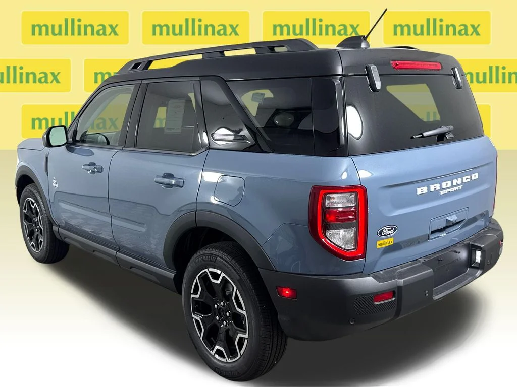 New 2026 Gray Ford Outer Banks image 3