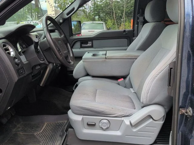 Used 2014 Blue Ford XLT image 20