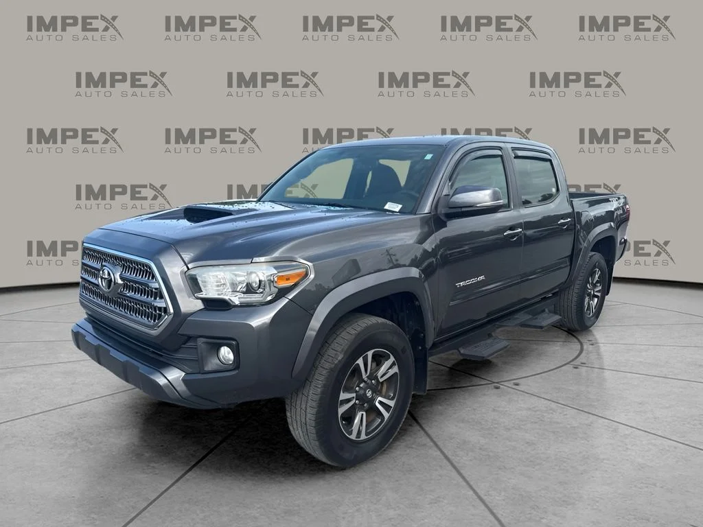 Used 2016  Toyota SR5 image 1
