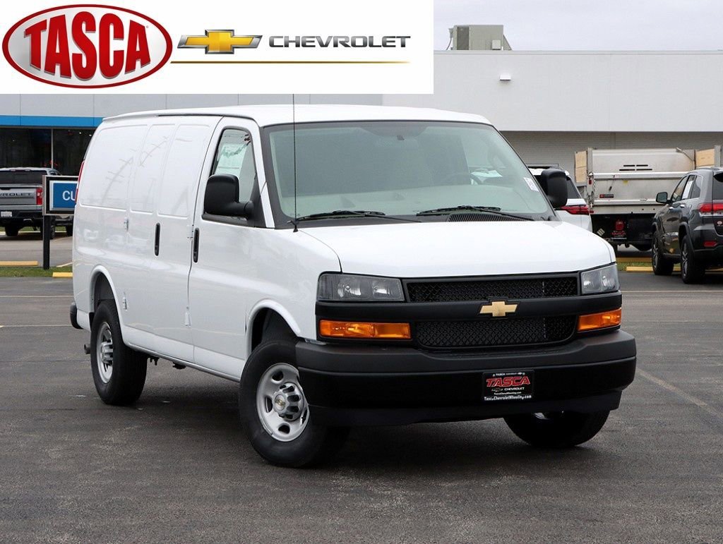 2026 Chevrolet Express 2500 Work Van HD's photo