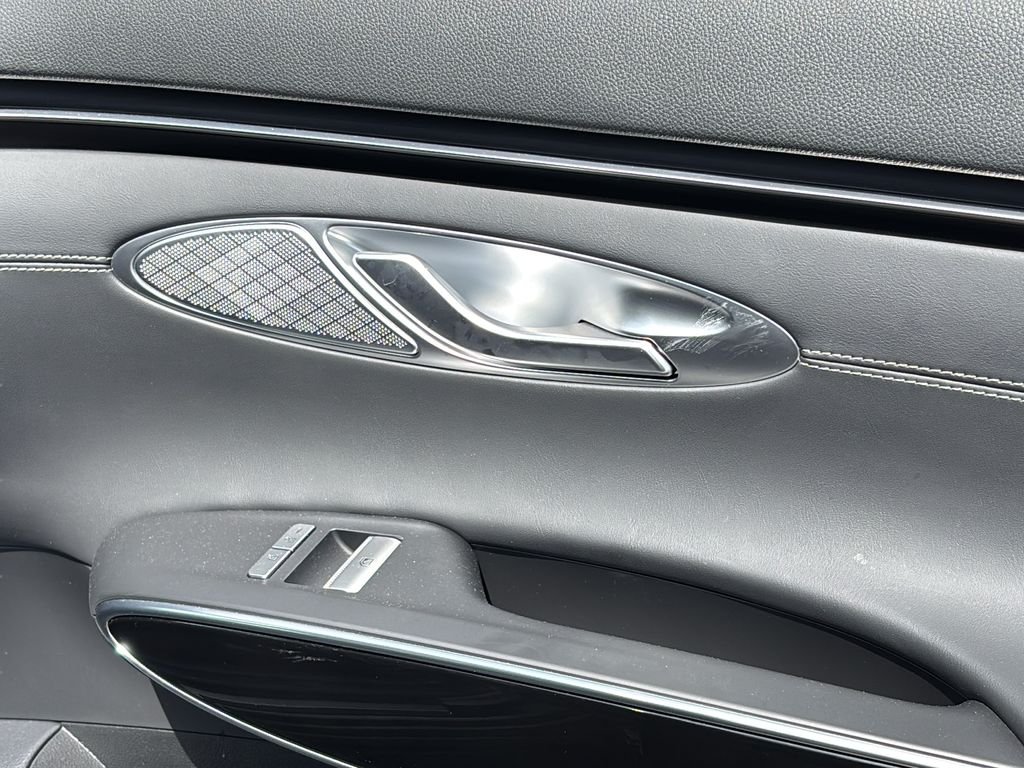 2026 GENESIS GV70 Standard - Photo 34