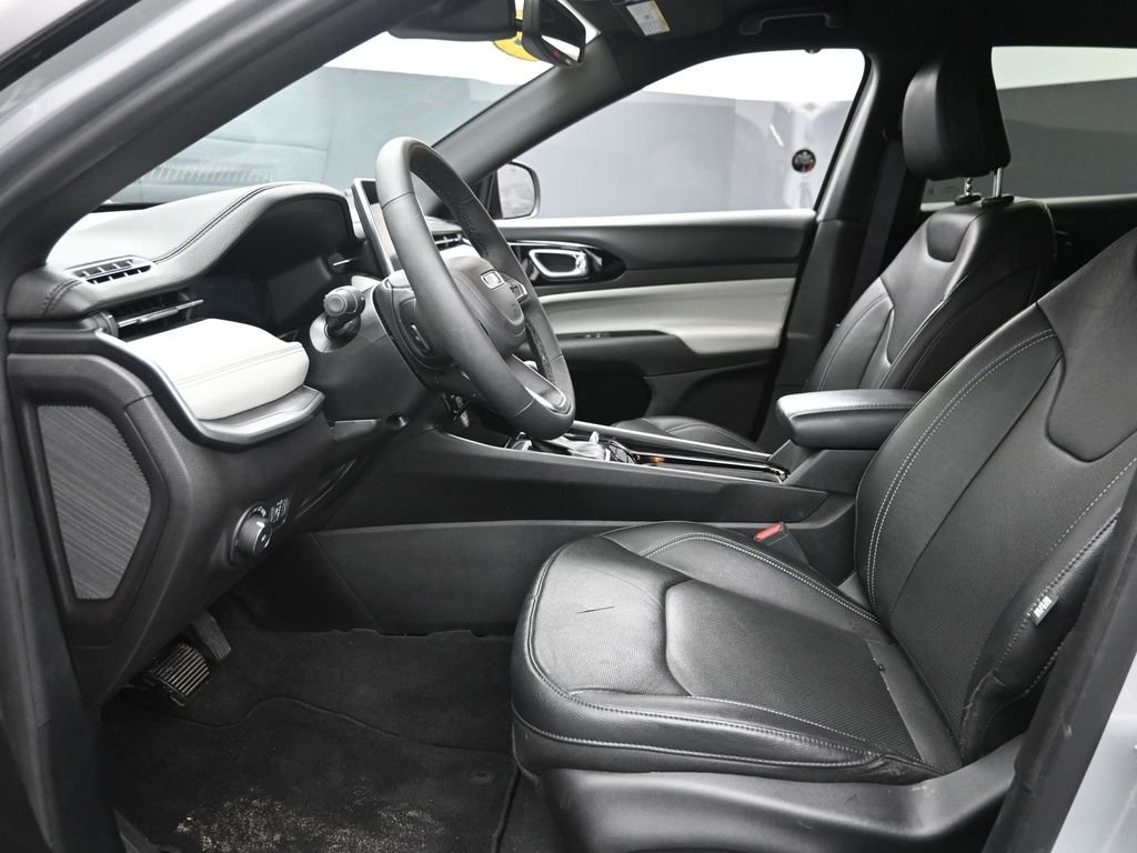 Used 2025 Silver Jeep Limited image 16