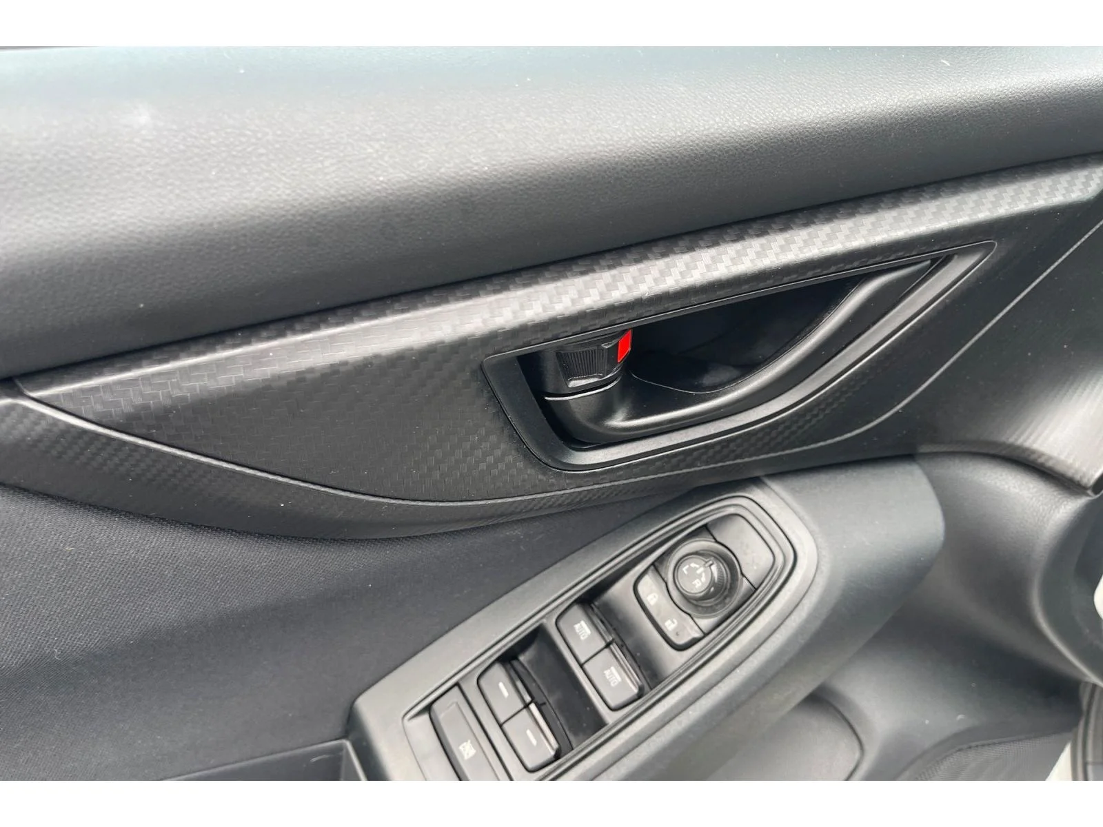 Used 2022 Crystal White Pearl Subaru Premium image 11